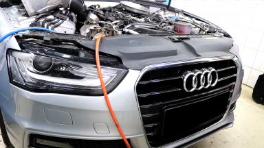 Audi A4 výmena oleja v automatickej prevodovke Multitronic s preplachom