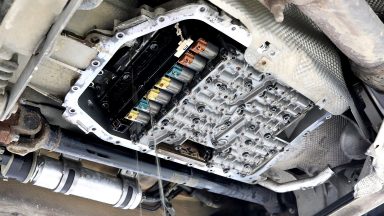 BMW X3 E83 výmena oleja v automatickej prevodovke ZF 6HP s preplachom BMW X3 E83 výmena oleja v automatickej prevodovke ZF 6HP s preplachom